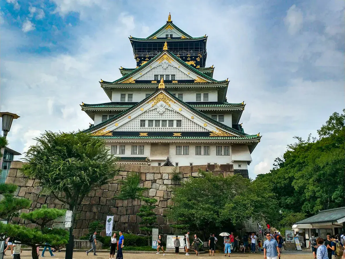 Photograph of Osaka Castle in Japan